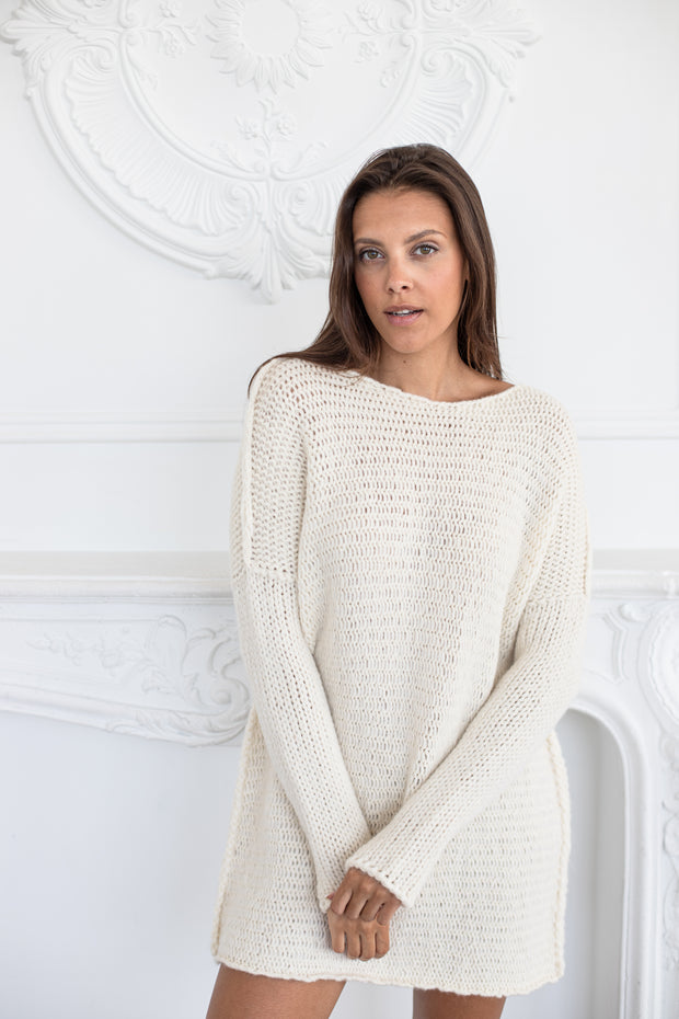 Alpaca   Chunky knit  off white  sweater. - RoseUniqueStyle
