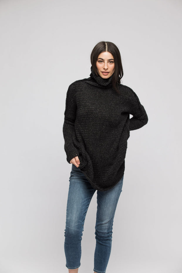 Chunky Alpaca Black Charcoal grey sweater | Roseuniquestyle